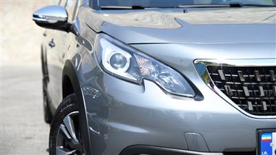 چراغ های هالوژنی در پژو 2008